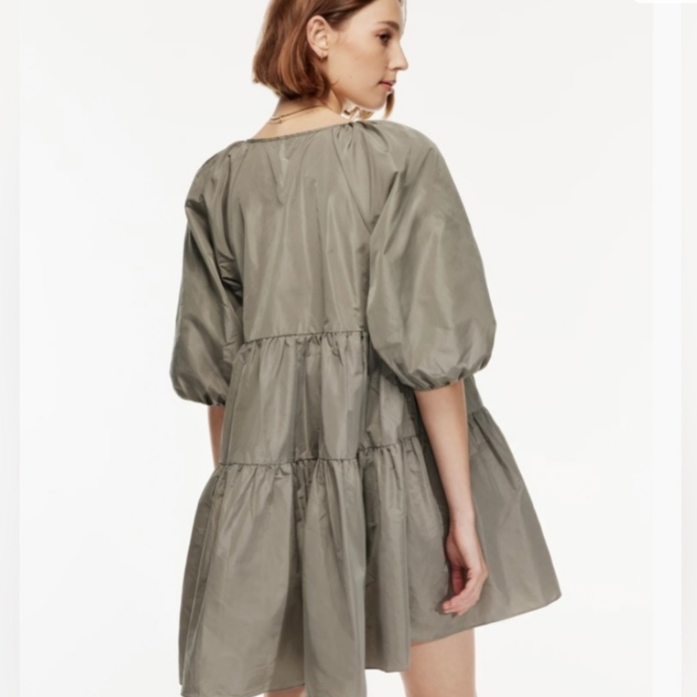 Aritzia Wilfred  Fantasy Babydoll Dress Pistachio Green Puff Sleeve - Picture 3 of 9